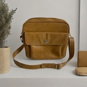 Vintage Carry-On Bag Samsonite Tan Vinyl Carry-On Messenger Travel Bag Courier